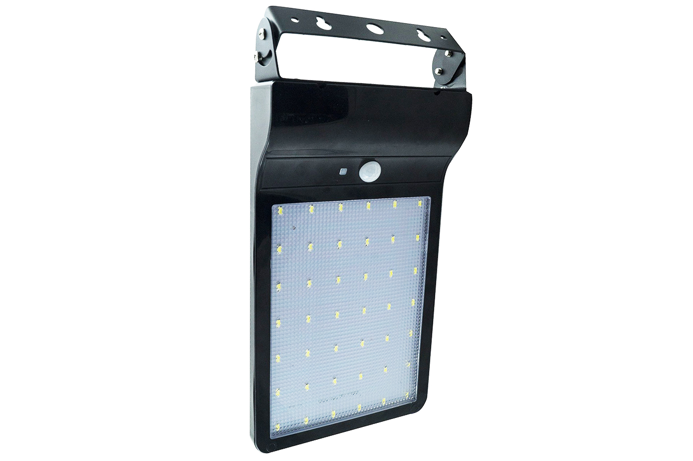 Plafoniere Con Pannello Solare : Bes illuminazione ad energia solare beselettronica