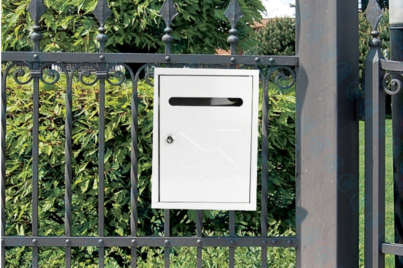 BES-26174 - Arredamento - beselettronica - Cassetta postale bianca buca della  posta porta lettere 26 X 20 X 7 Cm